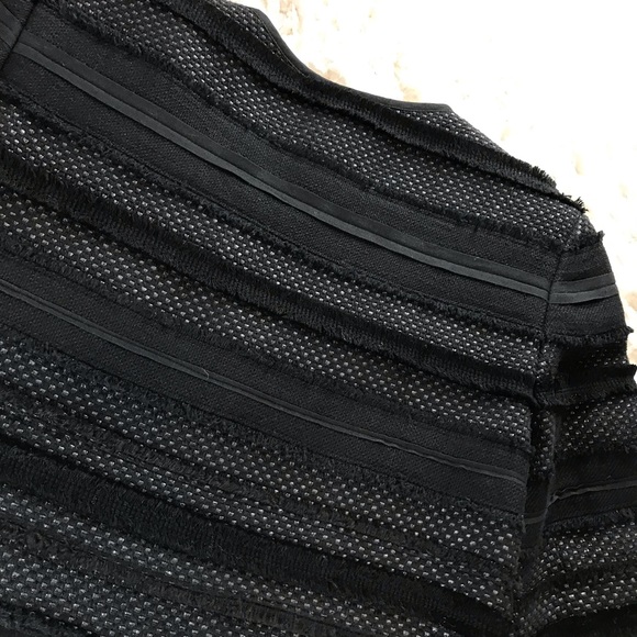 TALBOTS- PETITE MULTI TEXTURED BUTTON UP BLAZER 🖤 - Picture 10 of 12